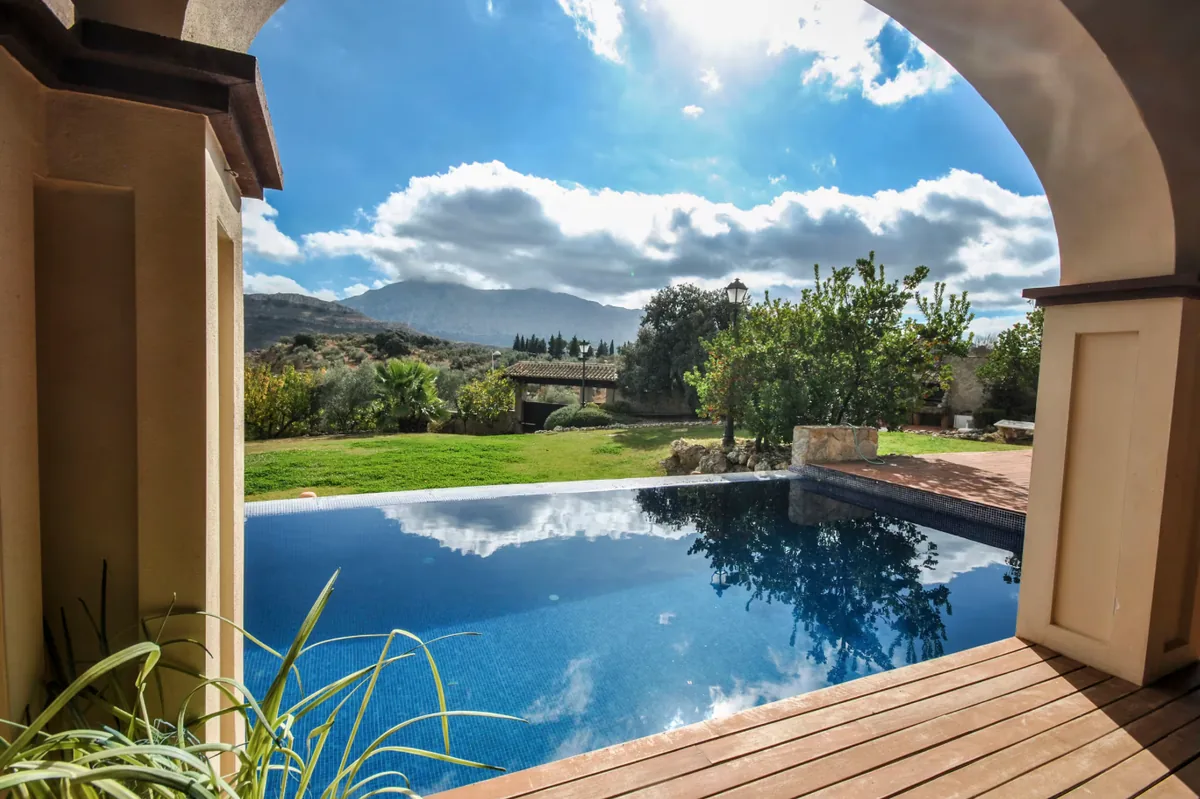 Villa pool with mountain views